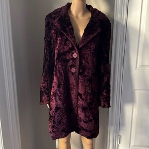EUC Tahari faux fur coat maroon rayon/cotton size L